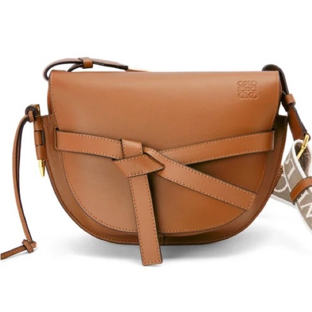 Mini gate crossbody
